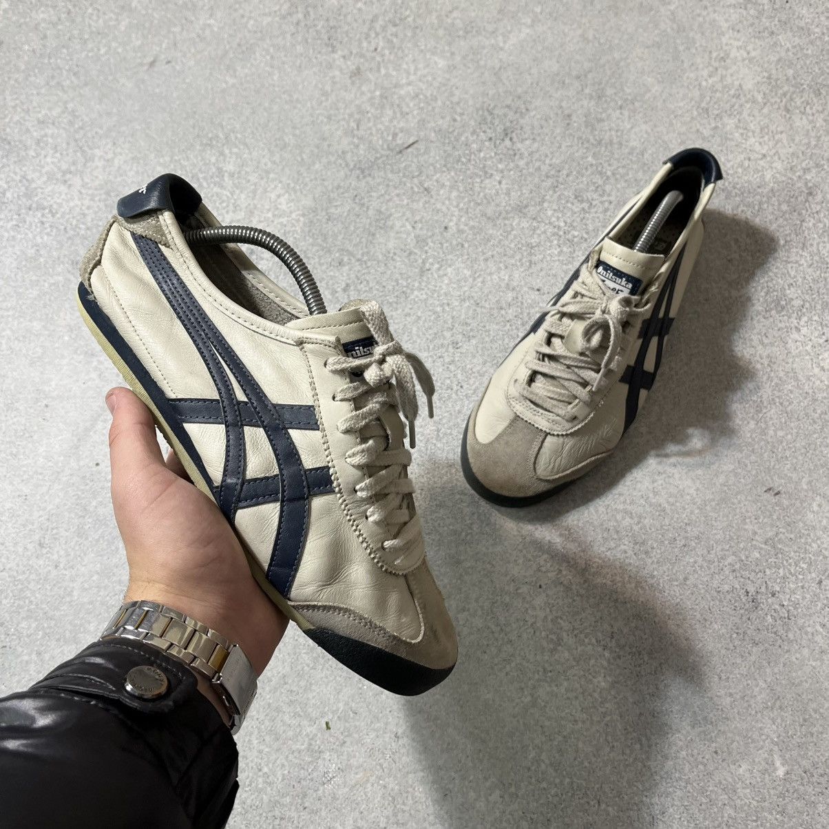 Asics Vintage Shoes Asics Onitsuka Tiger Mexico 66 Kill Bill Size US 8 / EU 41 - 1 Thumbnail