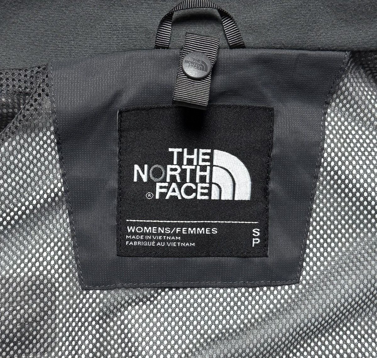 The North Face The North Face HyVent Waterproof Outdoor Hooded Jacket Size S / US 4 / IT 40 - 15 Thumbnail