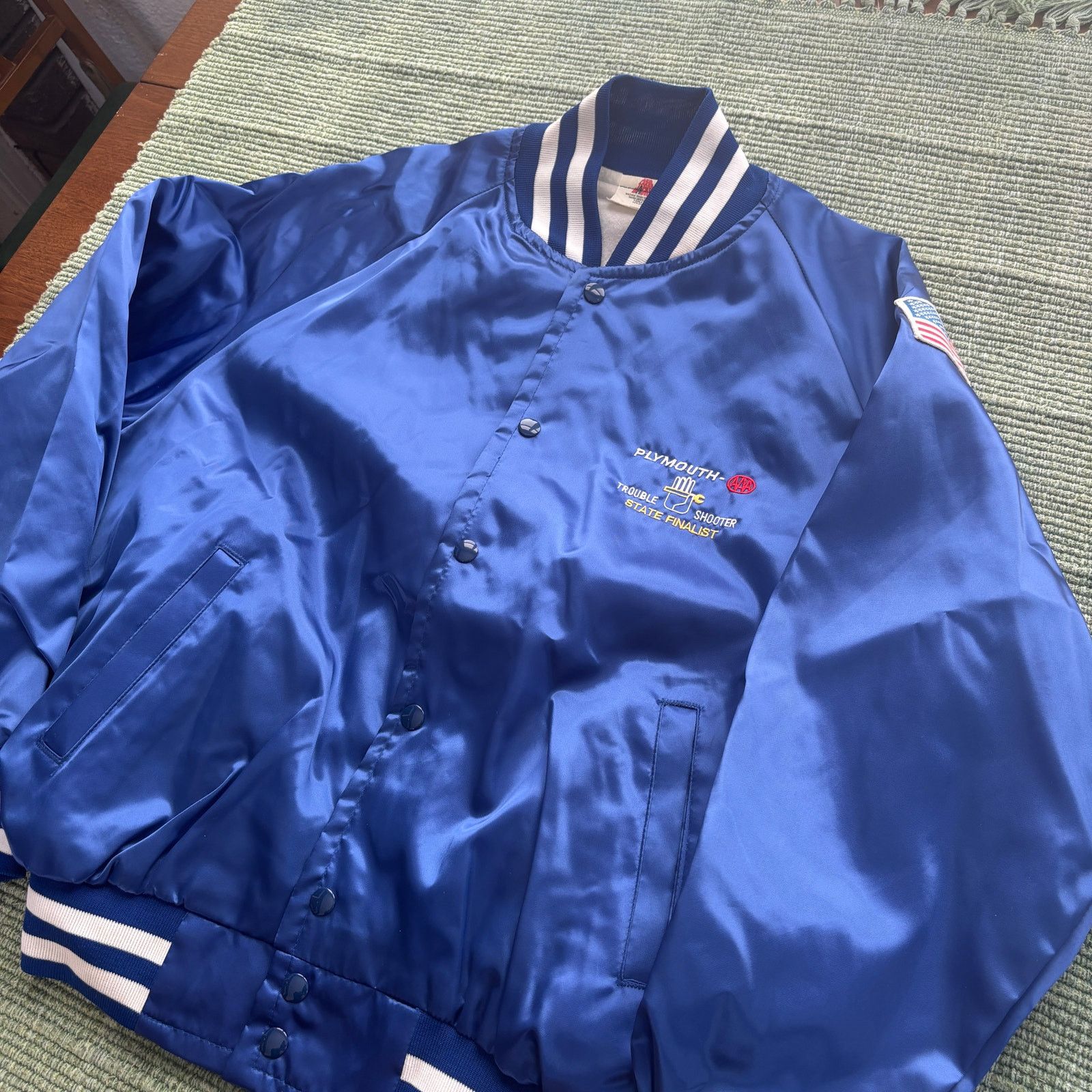 Vintage 1980s vintage shiny blue satin bomber jacket size xl Size US XL / EU 56 / 4 - 7 Thumbnail