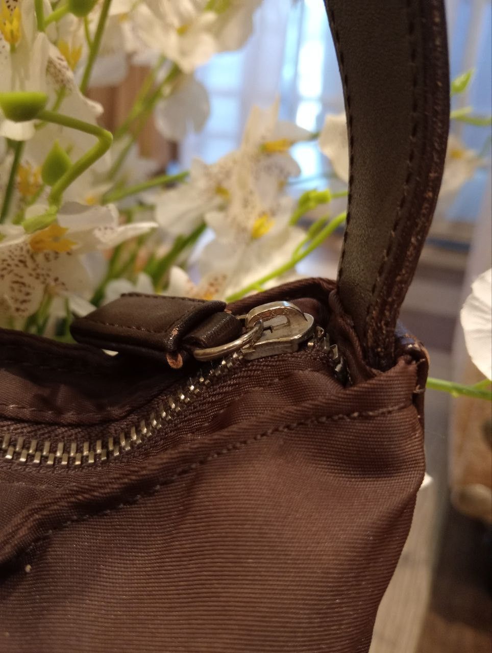 agnes b. AGNES B. ADJUSTABLE STRAP SHOULDER BAG - CLASSIC DESIGN Size ONE SIZE - 4 Thumbnail
