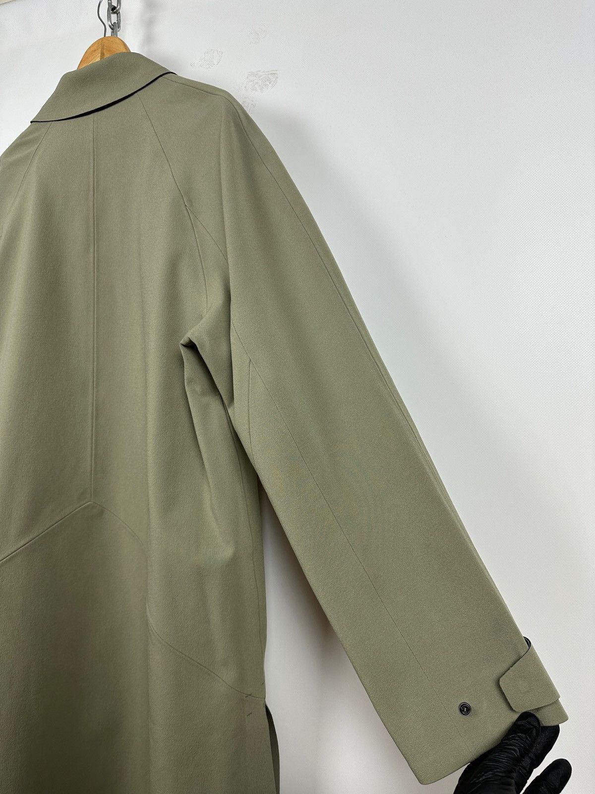 Vollebak Vollebak Laser Cut Khaki Trench Coat Size US XL / EU 56 / 4 - 20 Thumbnail