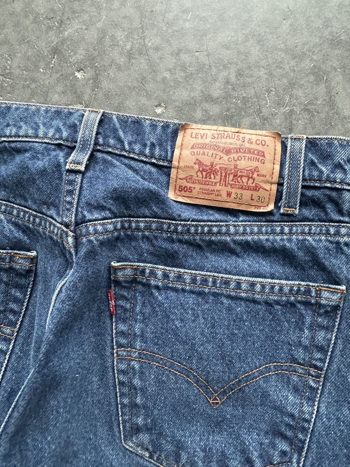 Levi's Vintage 90s Levis 505 Denim Jeans 33x30 Dark Wash Size US 33 - 2 Thumbnail