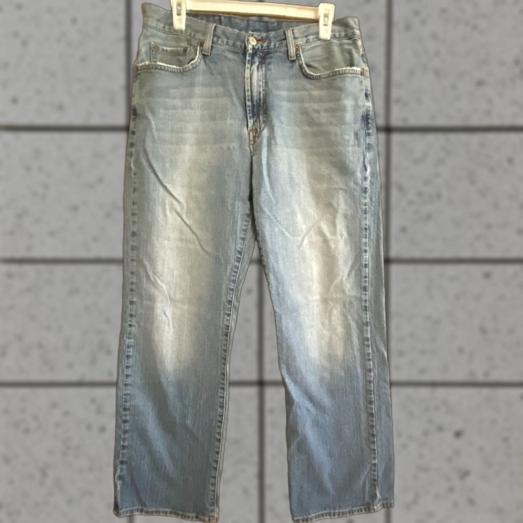 Lucky Brand Lucky Brand Jeans Men’s Size 32 Dungarees Of America Classic Fit Short Length Blue Denim Five Pocket Straight Rise Mid-Rise Belt Loops Zipper Size US 36 / EU 52 - 1 Thumbnail