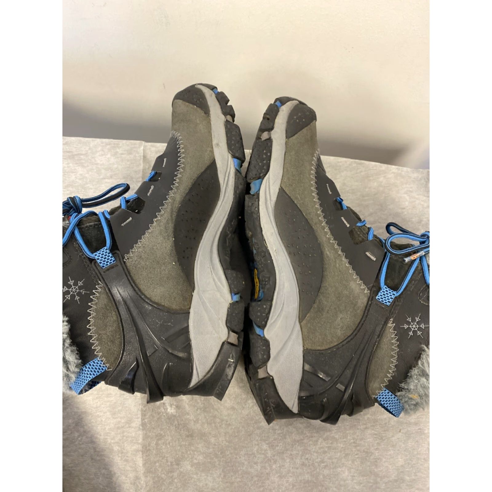 Merrell Merrell Boots Arc 6 Beluga Women’s 7 Gray Suede Waterproof Hiking /0101 Size US 7 / IT 37 - 6 Thumbnail