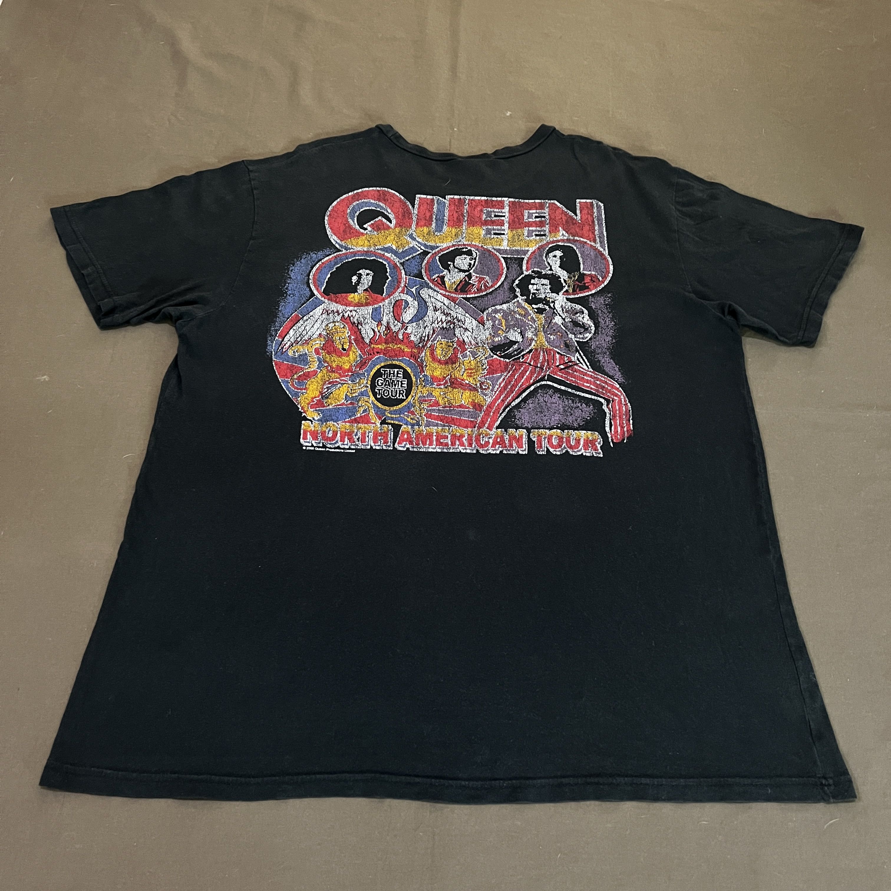 Band Tees × Vintage Vintage 2005 Y2K Queen Tour Promo Tee Size US L / EU 52-54 / 3 - 10 Thumbnail
