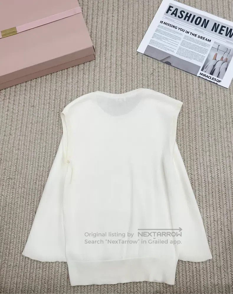 Loewe Loewe White Solid Round Neck Knit Sweater Size S / US 4 / IT 40 - 2 Thumbnail