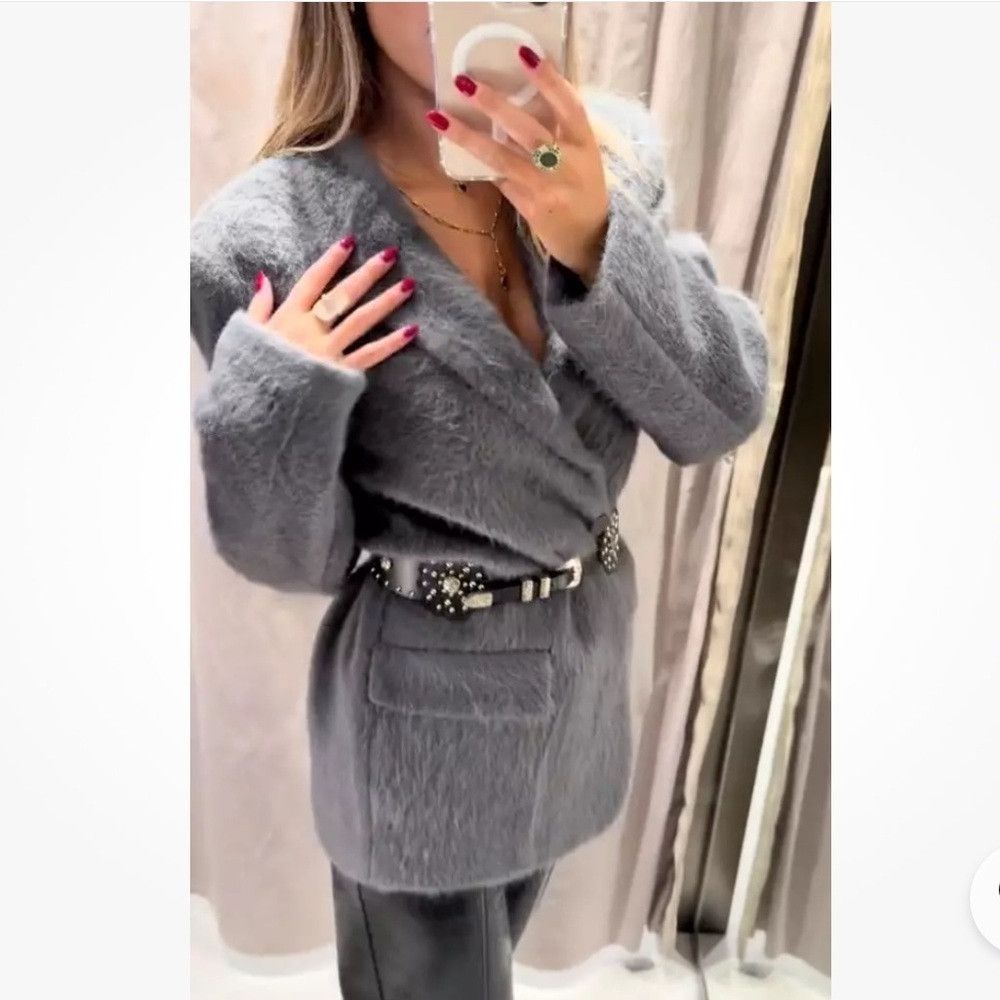 Zara 🦋 Bloggers Favorite 🦋 NWT Zara Faux Fur Soft Oversized St Size M / US 6-8 / IT 42-44 - 4 Thumbnail