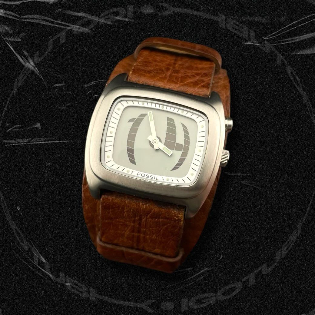 Fossil FOSSIL BIG TIC(JR-8292)TRICK NUMBER RED FRAME WATCH🔴 | Grailed