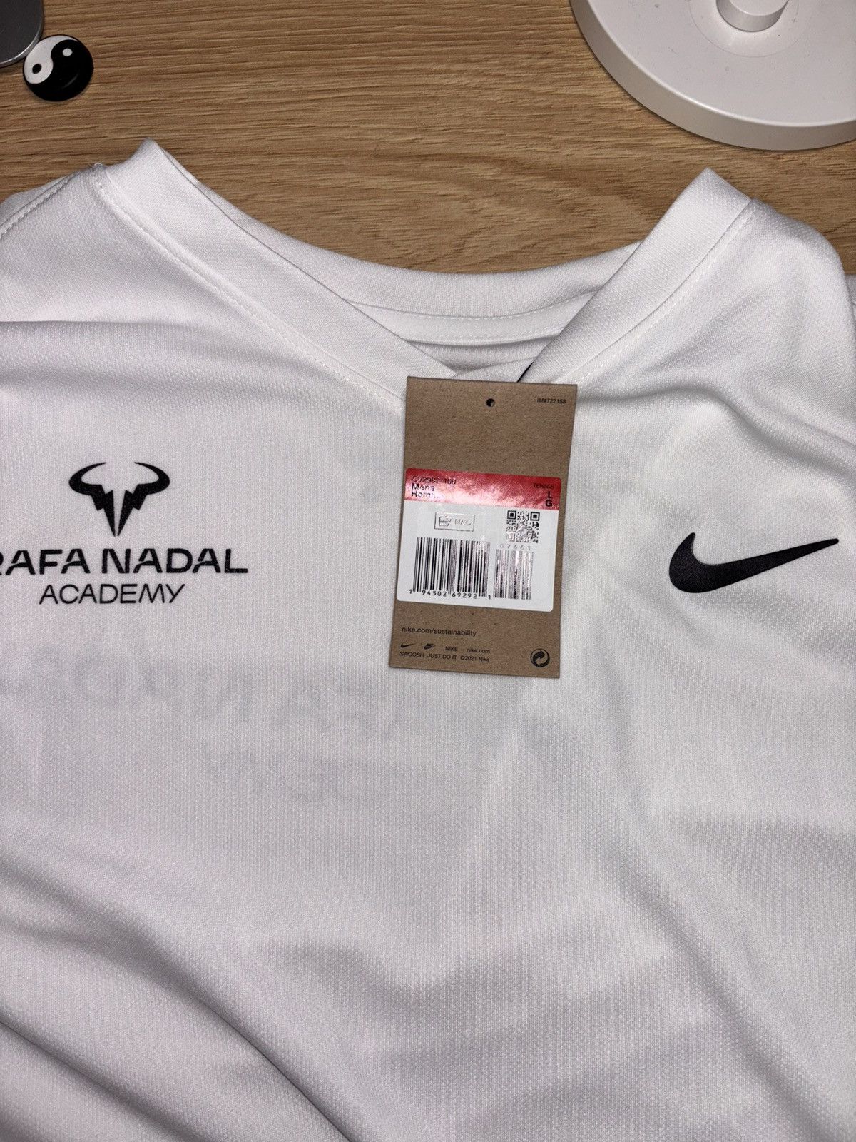 Nike T-Shirt Nike Rafa Nadal (New with tag) Size US L / EU 52-54 / 3 - 2 Thumbnail