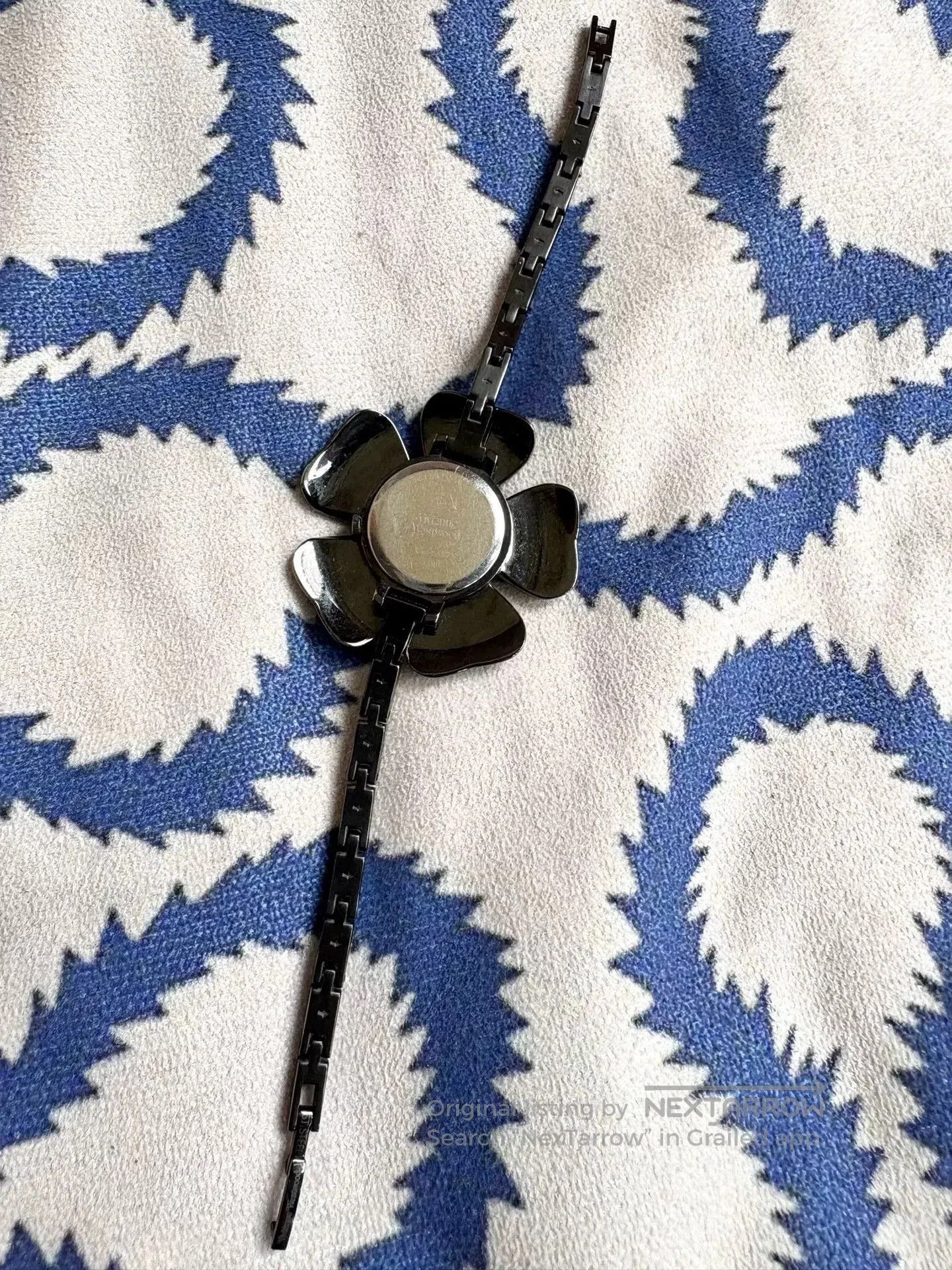 Vivienne Westwood Vivienne Westwood Skull Flower Watch. Size ONE SIZE - 6 Thumbnail