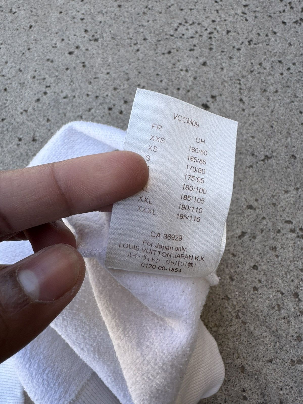 Fragment Design × Louis Vuitton Louis Vuitton Fragment Design Tee Size US M / EU 48-50 / 2 - 9 Thumbnail