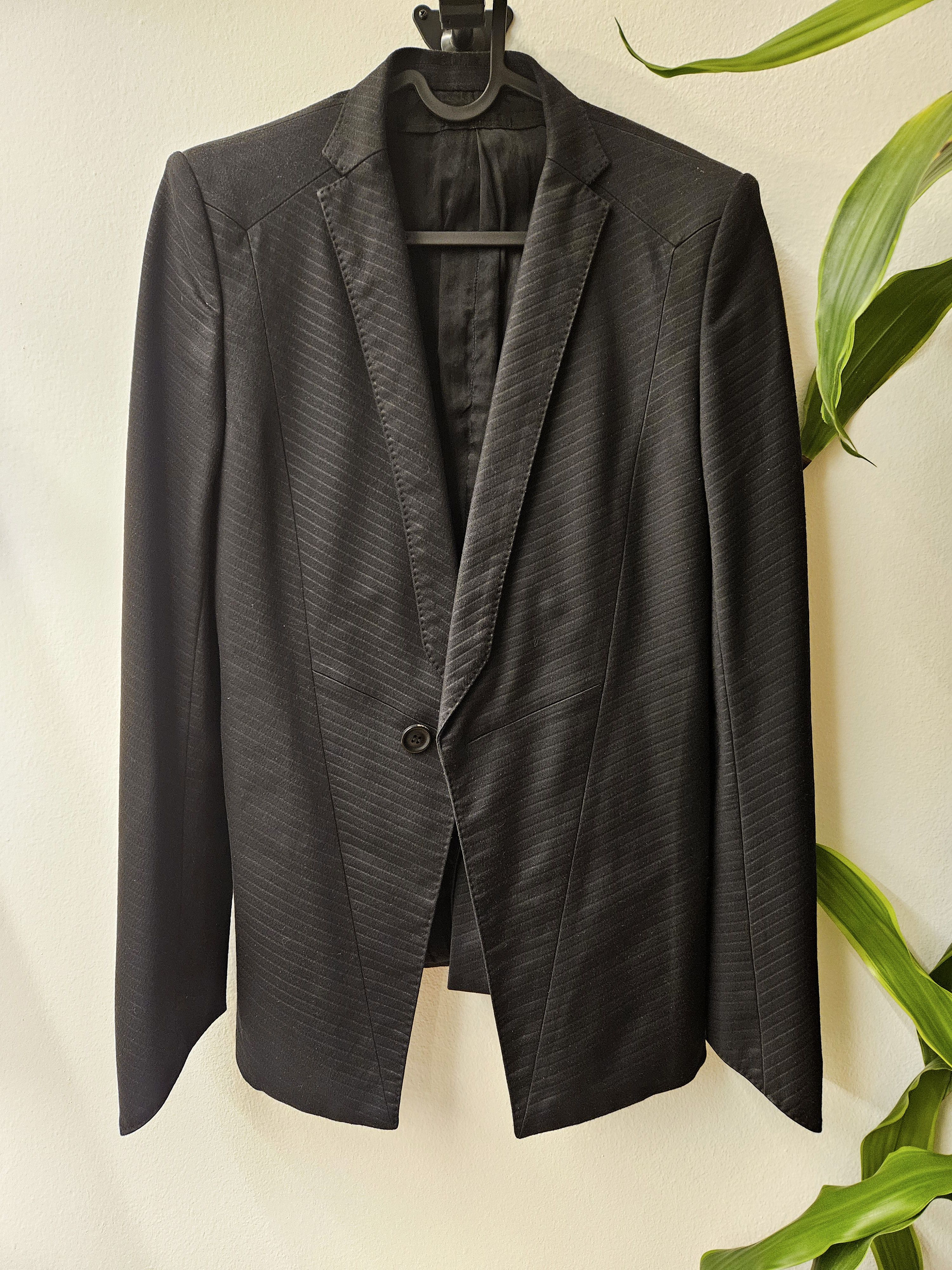 Julius Rare [prism;] SS15 Prism Suit size 1 Size 34R - 1 Thumbnail