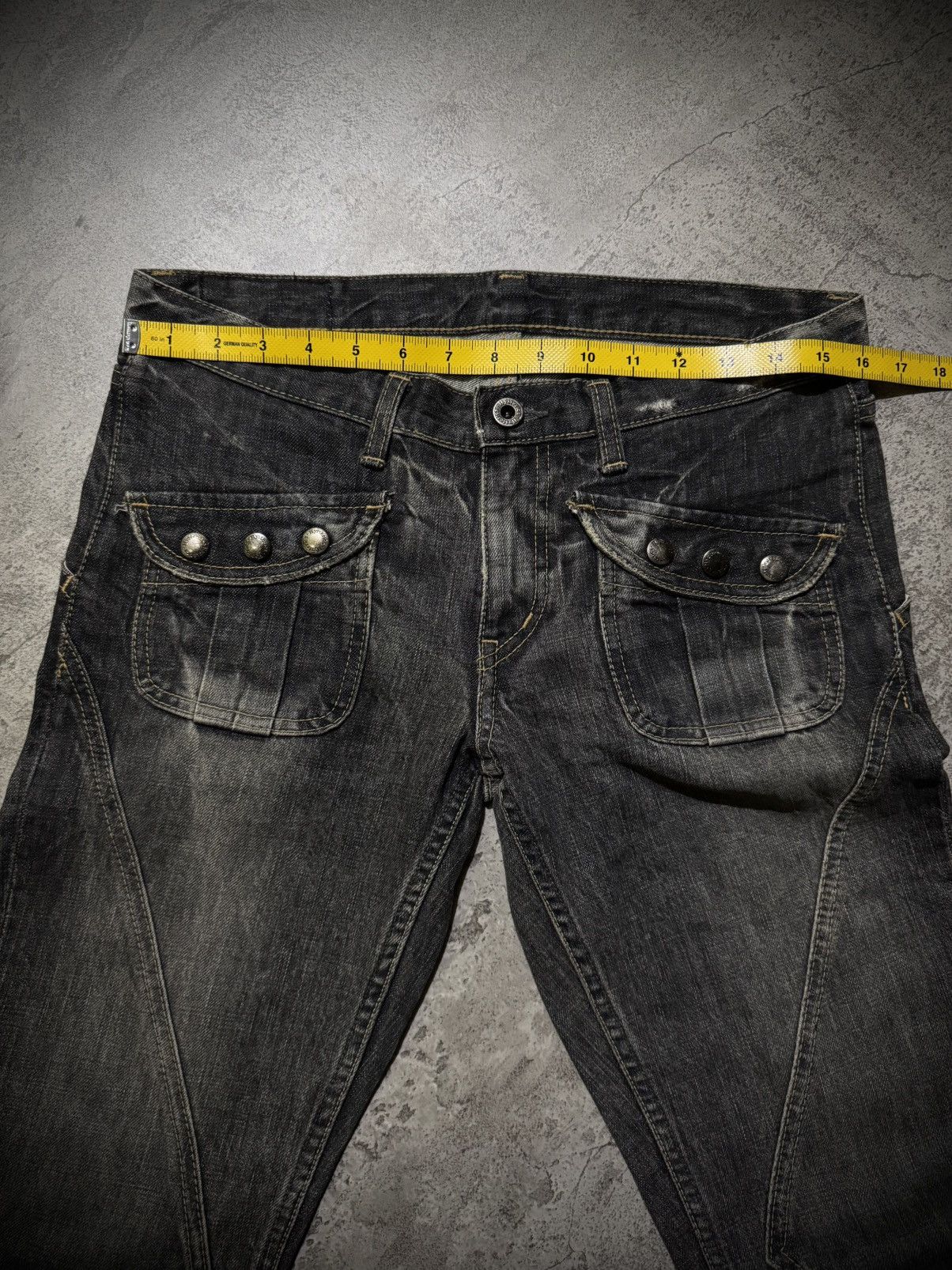 Hysteric Glamour HYSTERIC GLAMOUR FADDING JEANS Size US 32 / EU 48 - 15 Thumbnail