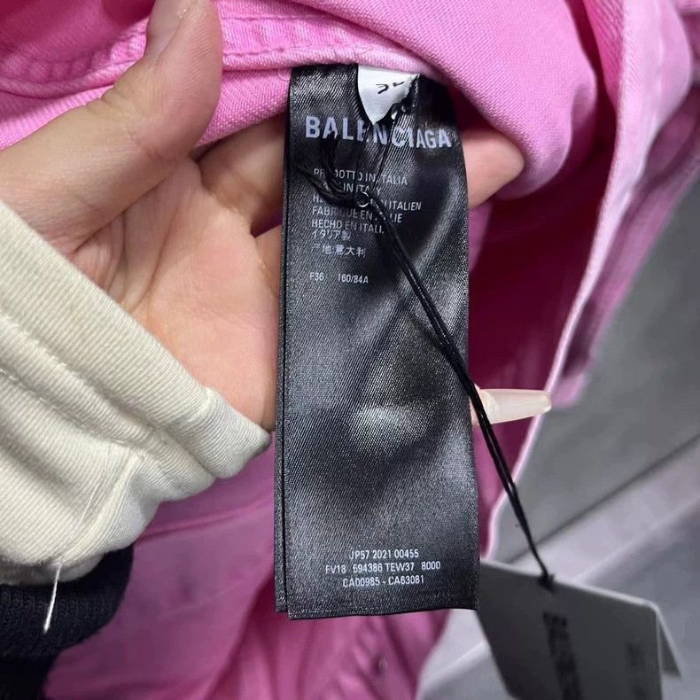 Balenciaga balenciaga Pink Solid color front logo monogrammed denim ja Size US XL / EU 56 / 4 - 5 Thumbnail