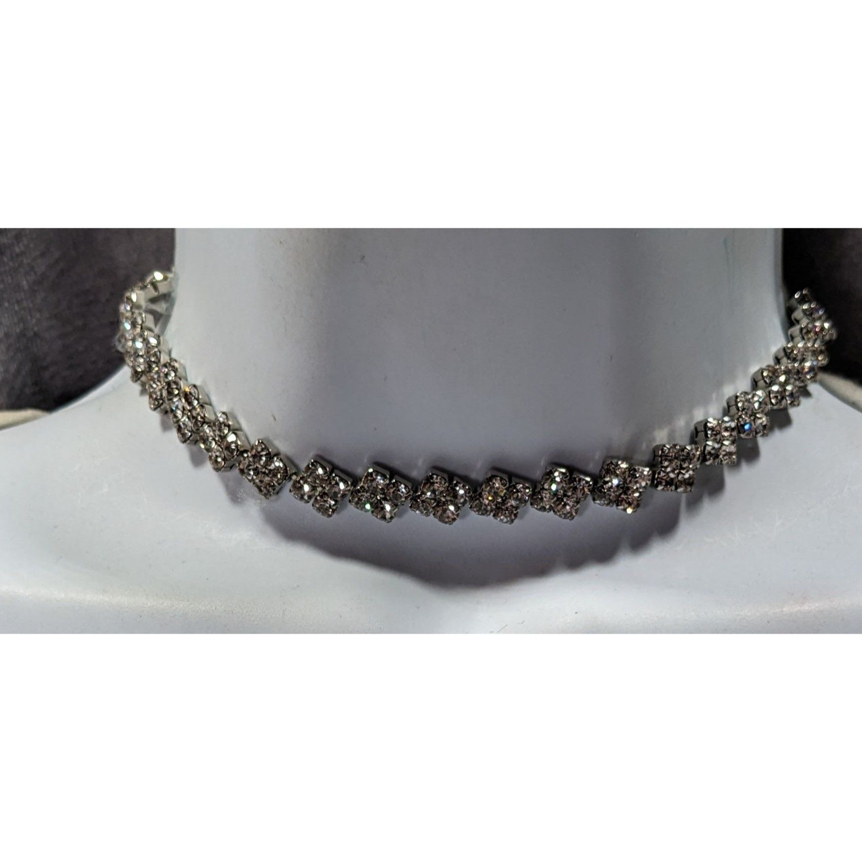 Other Retro Glam Sparkly Rhinestone Tie On Necklace Size ONE SIZE - 1 Thumbnail