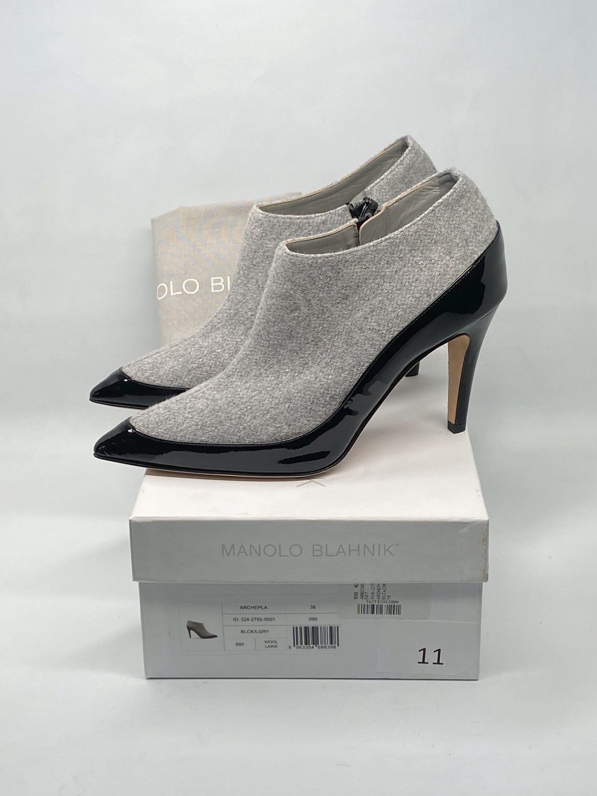 Manolo Blahnik Manolo Blahnik Archepla Wool-Blend Booties size 38 Size US 8 / IT 38 - 11 Thumbnail