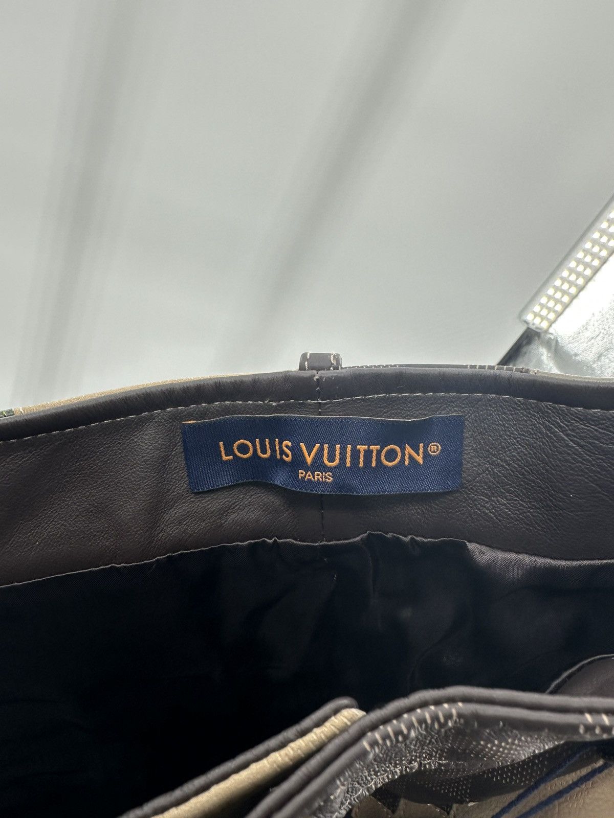 Louis Vuitton Louis Vuitton Damoflage Leather Pants 2024 Size US 38 / EU 54 - 16 Thumbnail