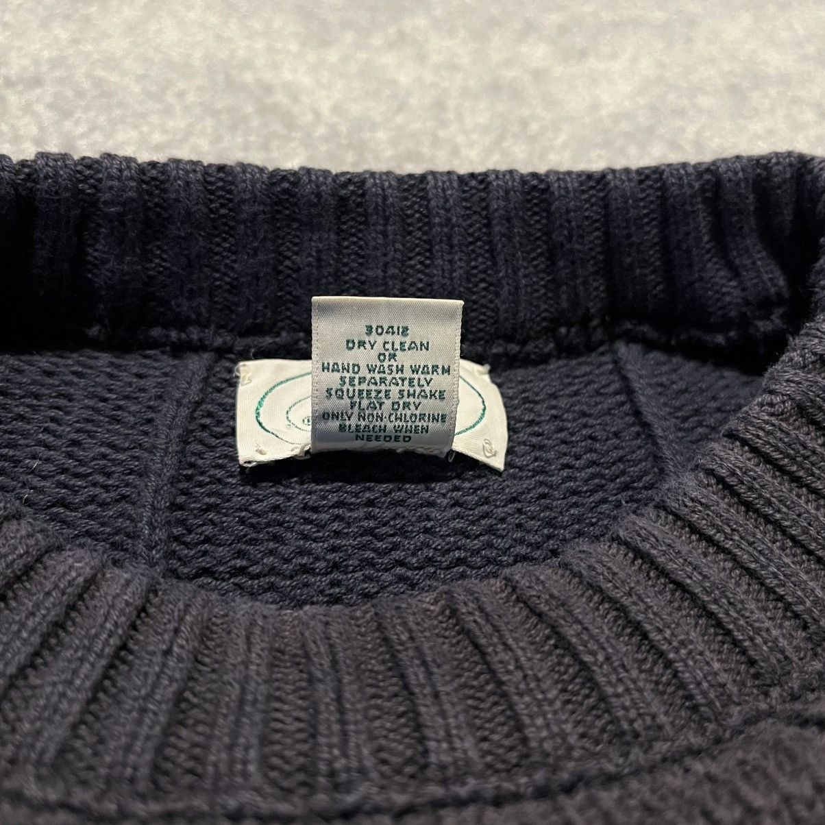 Lacoste Vintage 90s Izod Lacoste Faded Navy Small Basic Logo Sweater Size US L / EU 52-54 / 3 - 8 Thumbnail