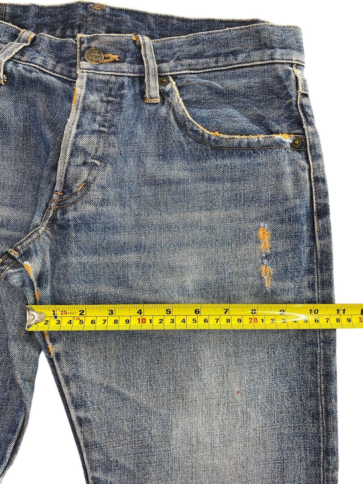 Takeo Kikuchi Takeo Kikuchi Whiskered Light Wash Whiskered Style Jeans Size US 30 / EU 46 - 7 Thumbnail