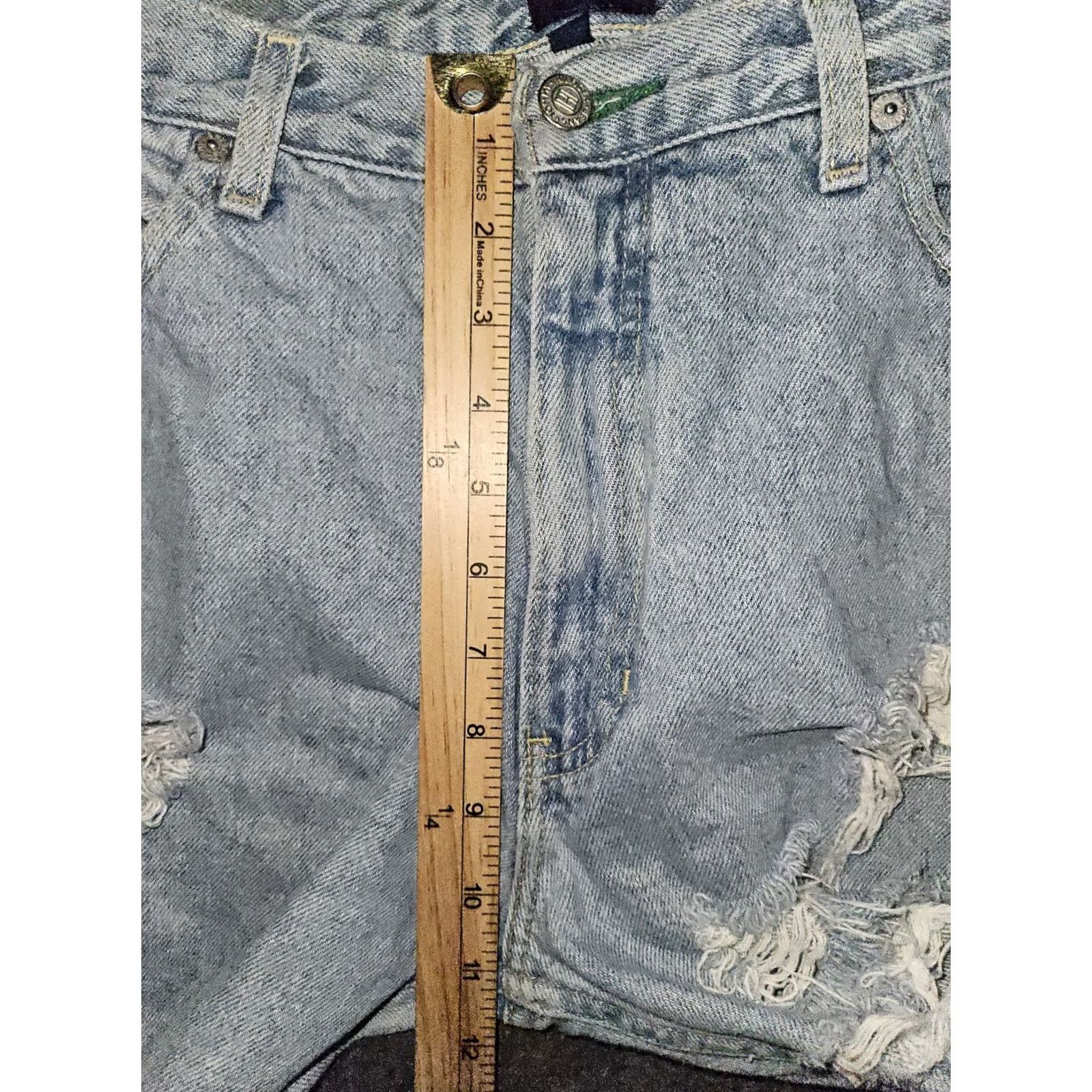Tommy Hilfiger VINTAGE Tommy Jeans 13 Capri Cropped High Rise Distressed 90's Grunge Blue Womens Size 34" / US 12 / IT 48 - 4 Thumbnail