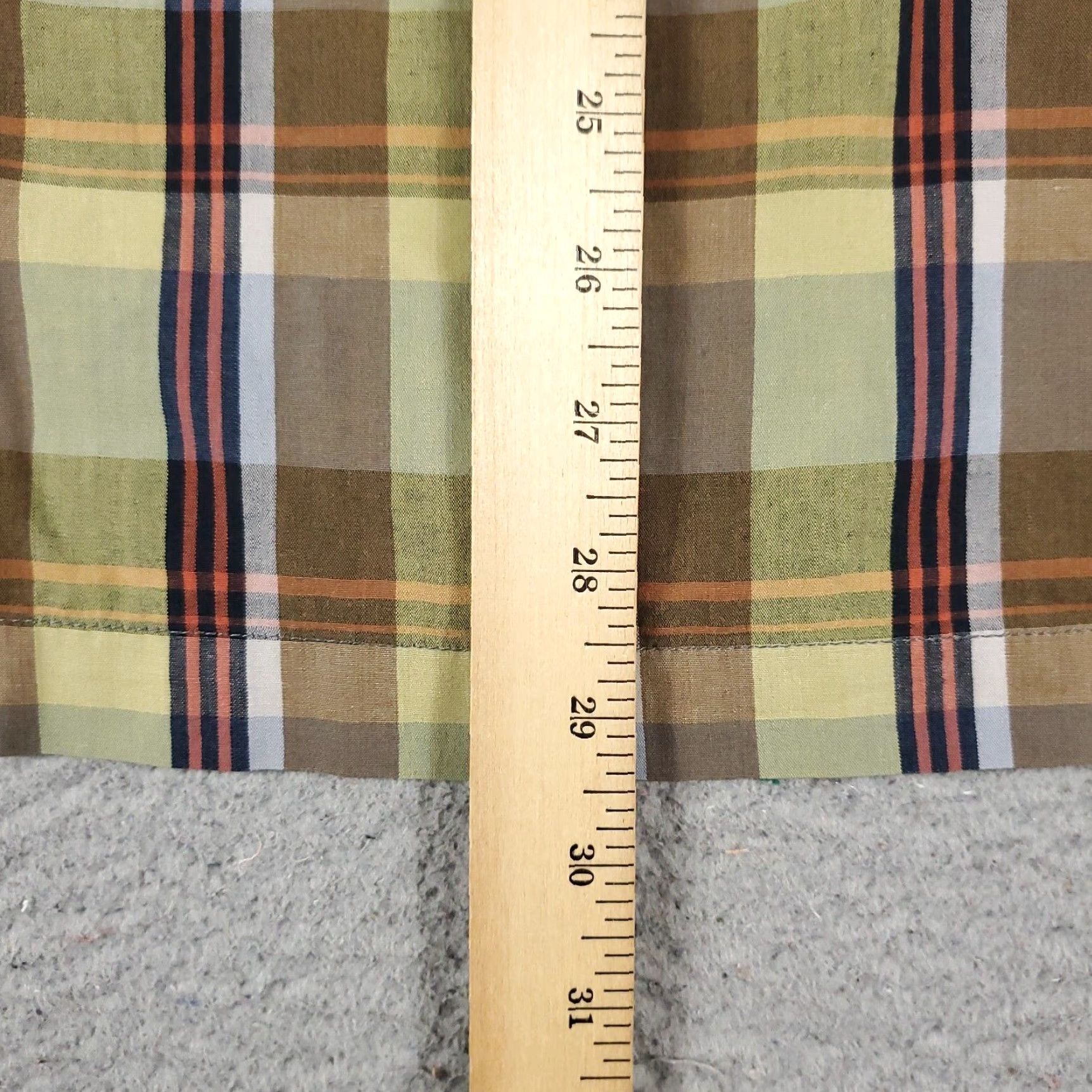 Tommy Hilfiger Tommy Hilfiger Button-Up Shirt Mens Large Beige Plaid Long Sleeve Casual Preppy Size US L / EU 52-54 / 3 - 6 Thumbnail