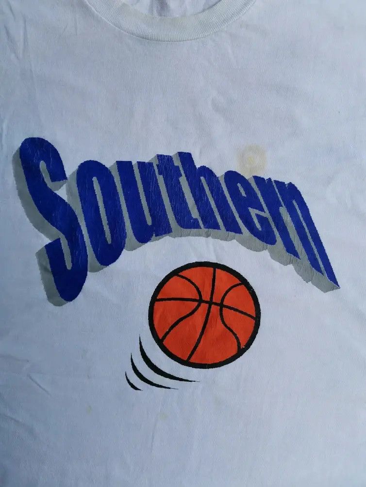 NBA Rare!!! Southern NBA Tshirt Size US XL / EU 56 / 4 - 3 Thumbnail