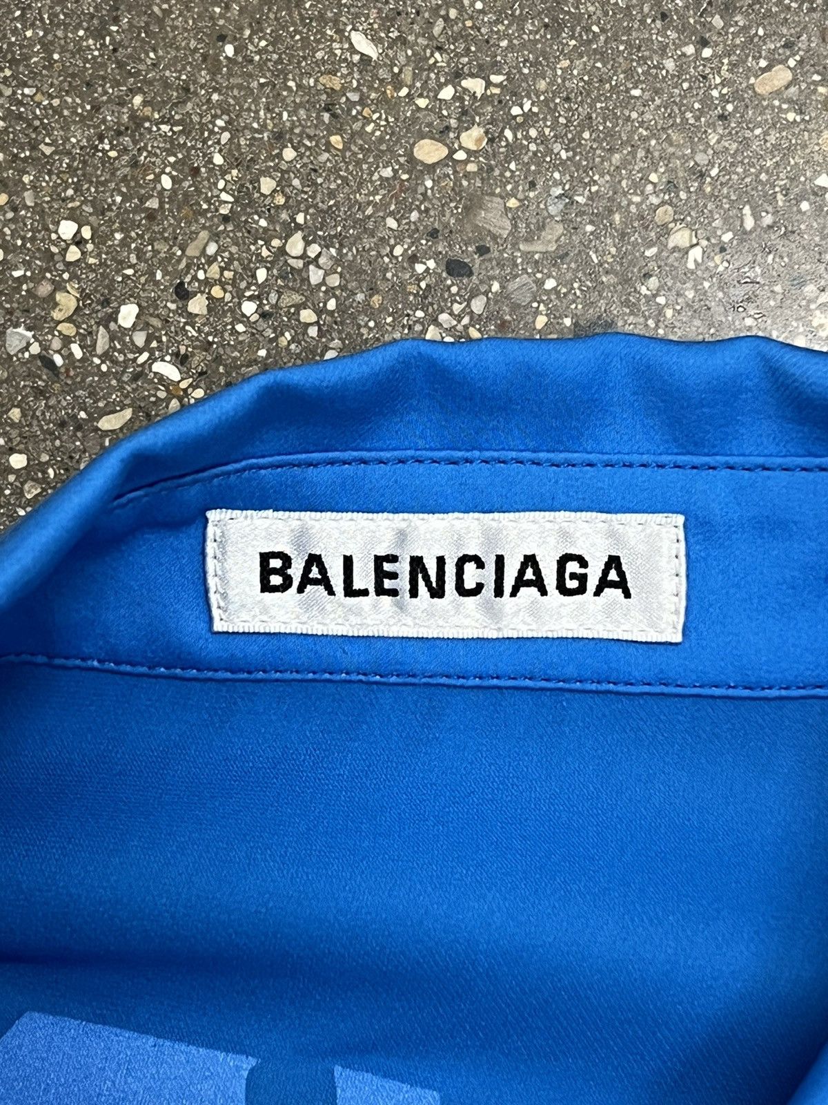 Balenciaga Balenciaga Blue Soccer Logo Button Up Size US L / EU 52-54 / 3 - 4 Thumbnail