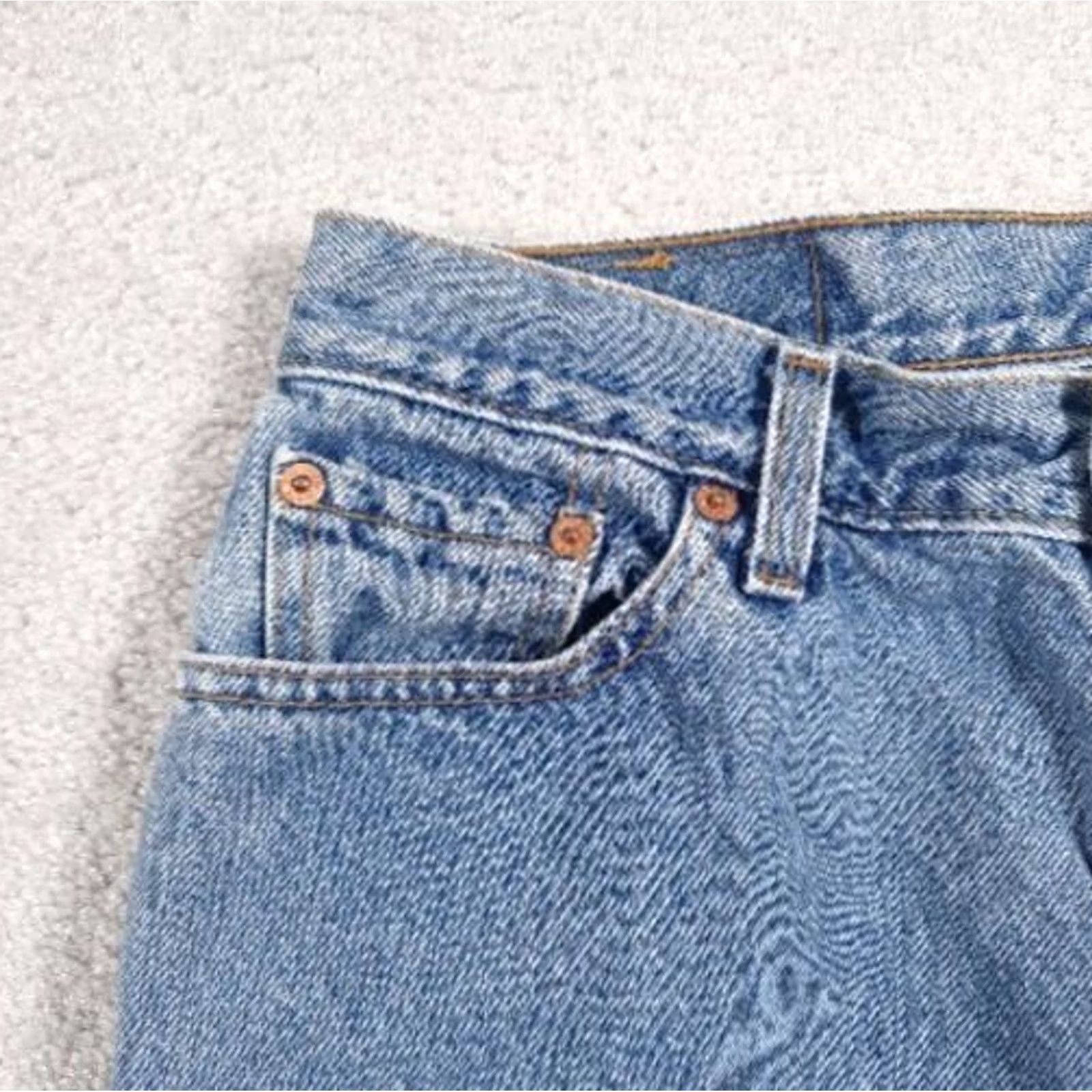Levi's Levi's 512 DIY Cutoff Shorts Women 12 Reg M Slim Fit Distressed Blue 5-Pocket Denim Distressed Bermuda Slimming Medium Wash Spring Summer Fall Women Size 34" / US 12 / IT 48 - 3 Thumbnail