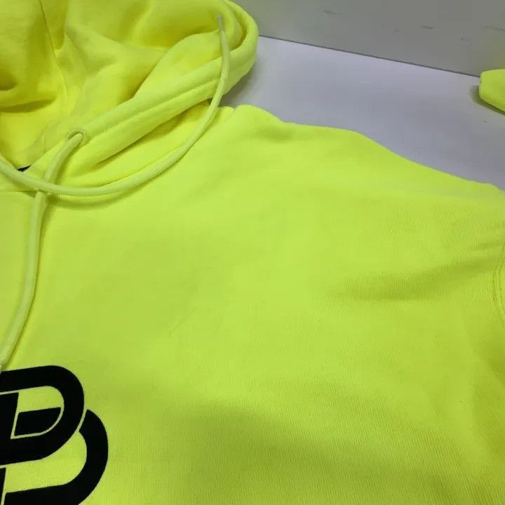 Balenciaga Balenciaga Balenciaga Neon Yellow BB Logo Hoodie -2507 Size US L / EU 52-54 / 3 - 6 Thumbnail
