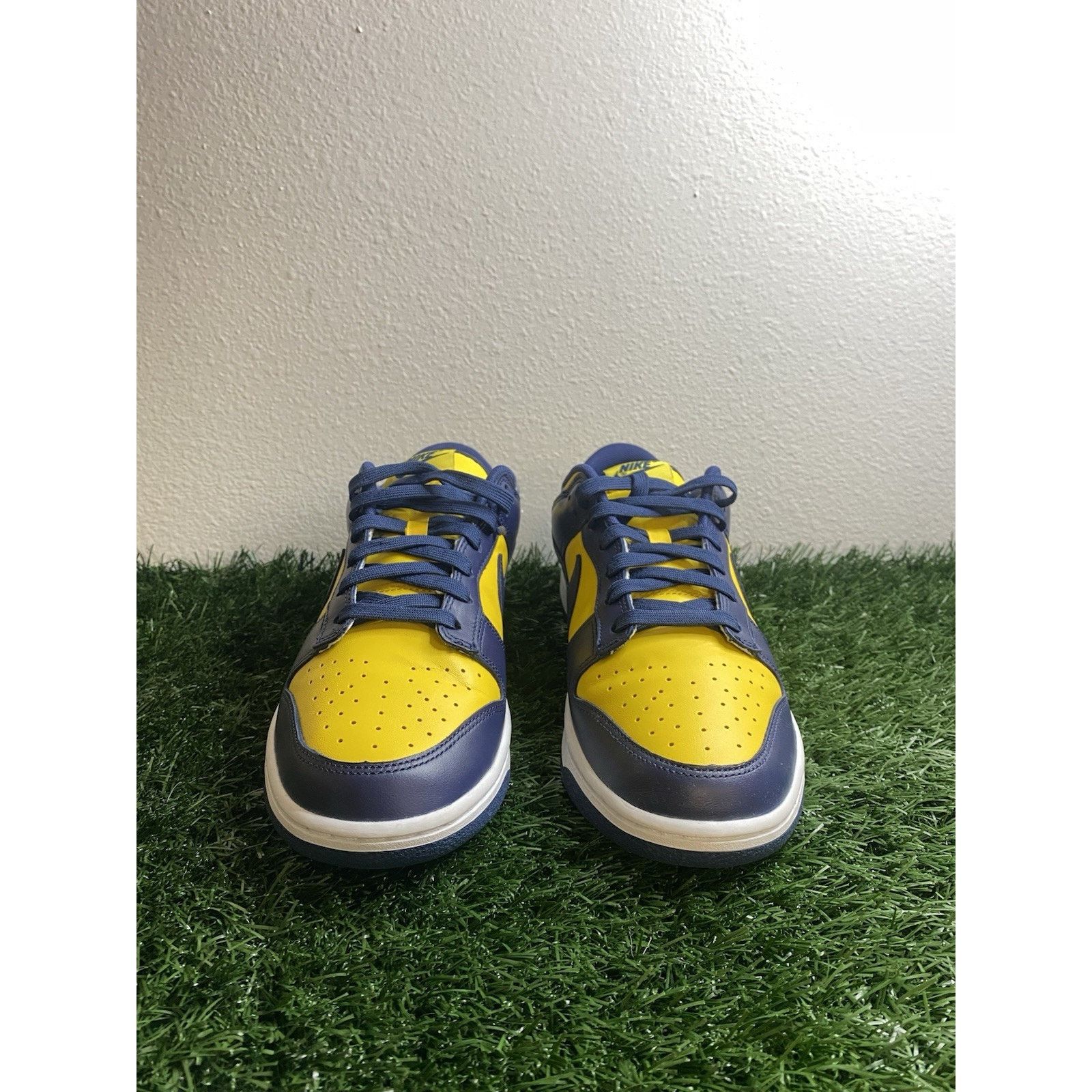Nike Nike Dunk Low Michigan 2021 | Size 9 US | TRIED ON ! Size US 9 / EU 42 - 5 Thumbnail