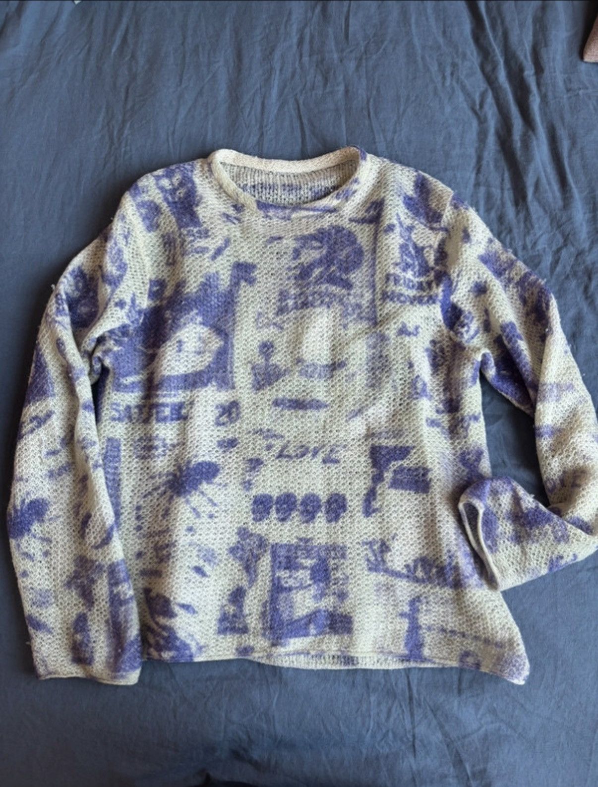 Acne Studios Acne Studios fw19 rave poster scribble purple sweater Size US M / EU 48-50 / 2 - 1 Thumbnail