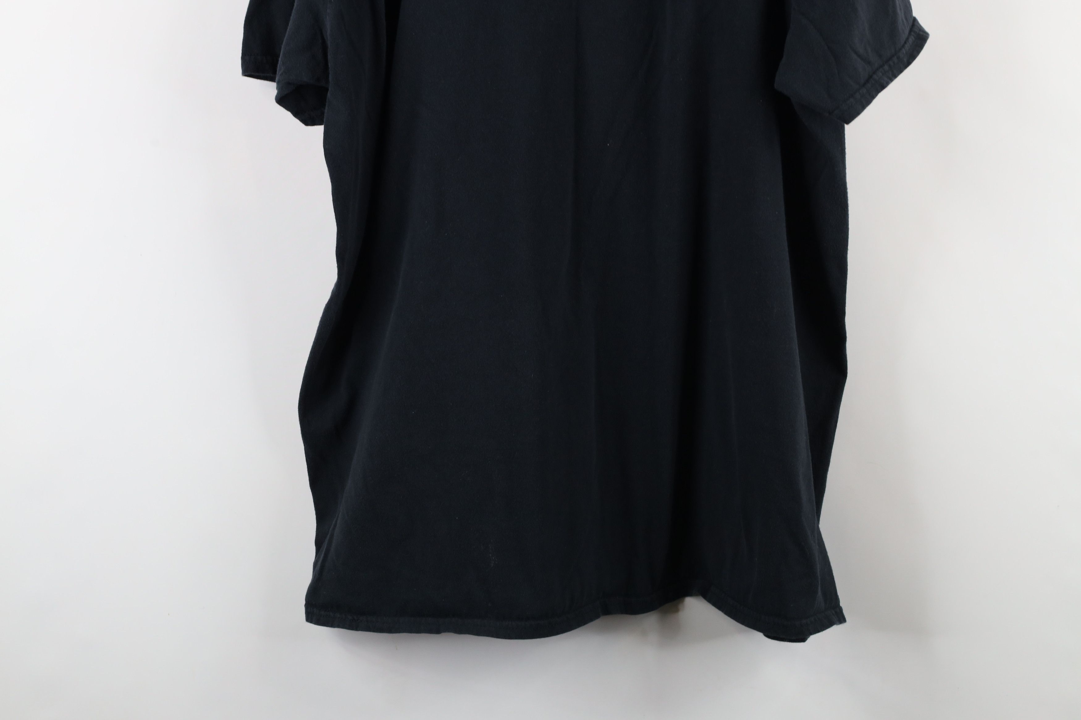 Vintage Johnnie Walker Spell Out Keep Walking Oregon Whiskey T-Shirt Size US XXL / EU 58 / 5 - 12 Thumbnail