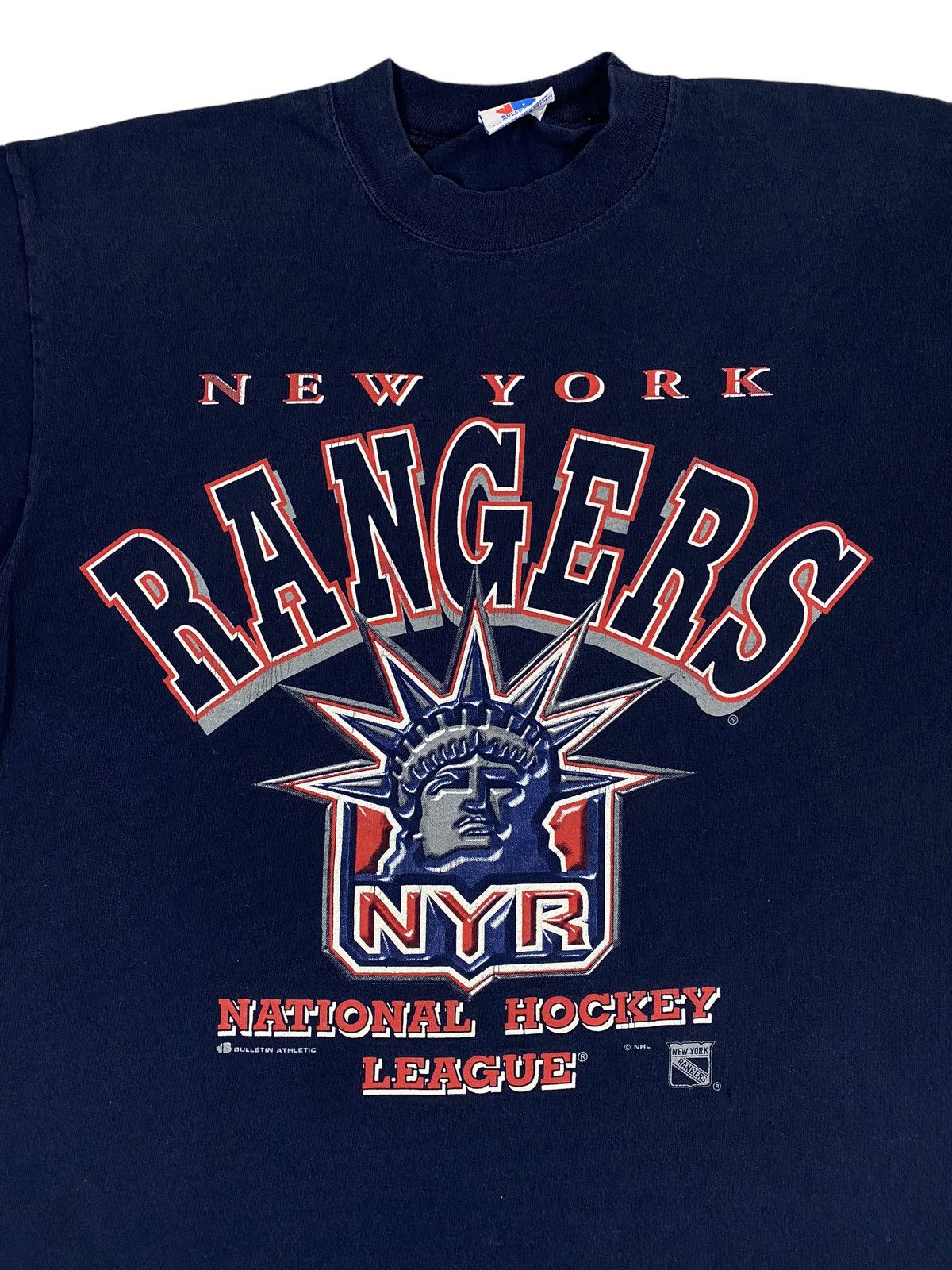 NHL Vintage 90s New York Rangers Lady Liberty Graphic Tshirt Size US L / EU 52-54 / 3 - 3 Thumbnail