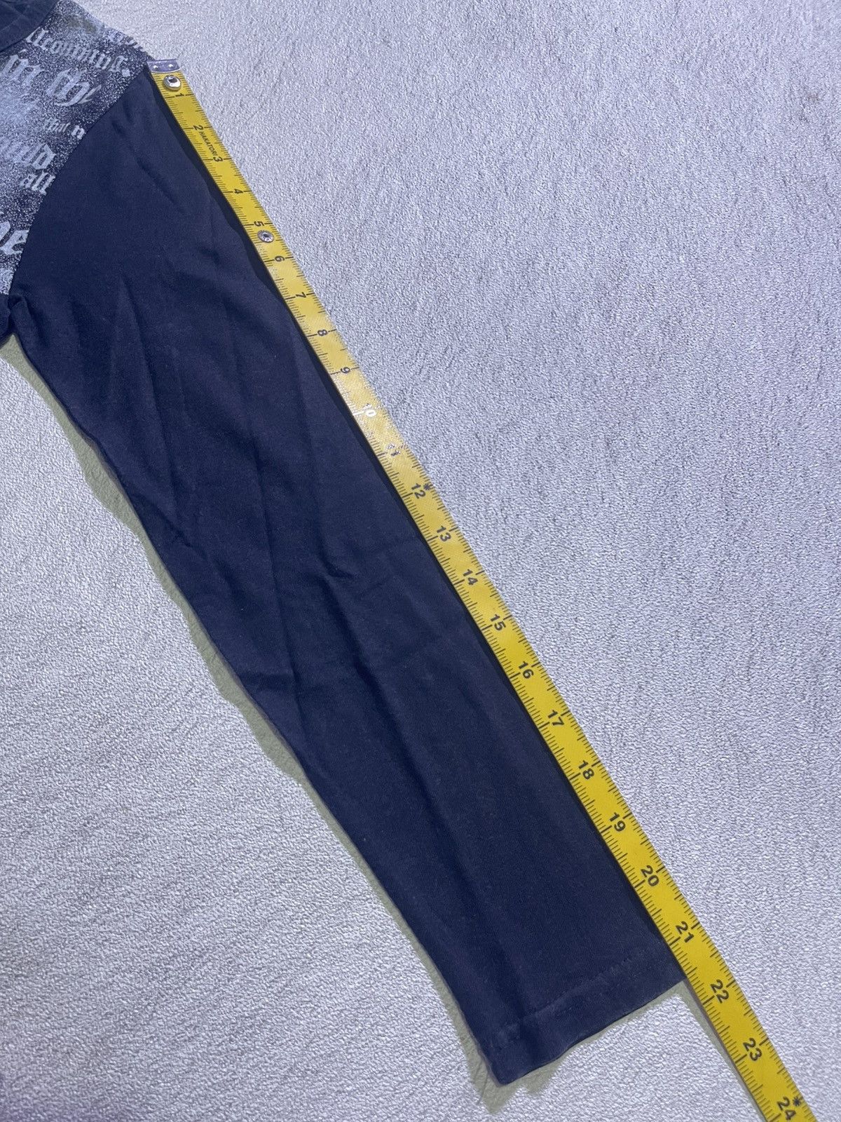 Japanese Brand VINTAGE Y2K CBERY BODY's long sleeve tshirt Size US M / EU 48-50 / 2 - 7 Thumbnail