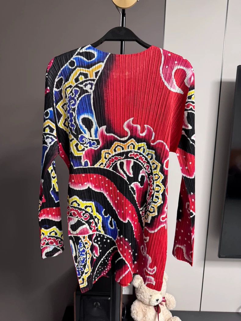 Issey Miyake Issey Miyake size:3 A red Peking Opera mask with a round n Size S / US 4 / IT 40 - 2 Thumbnail