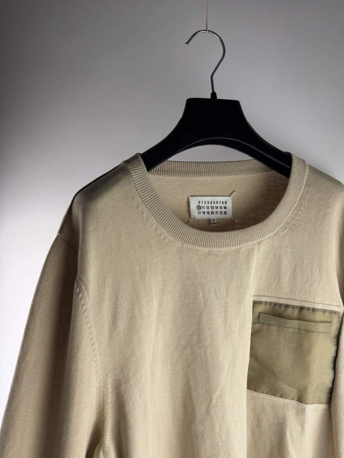 Maison Margiela Maison Margiela Beige Front Pocket Sweater Beige Size US M / EU 48-50 / 2 - 4 Thumbnail