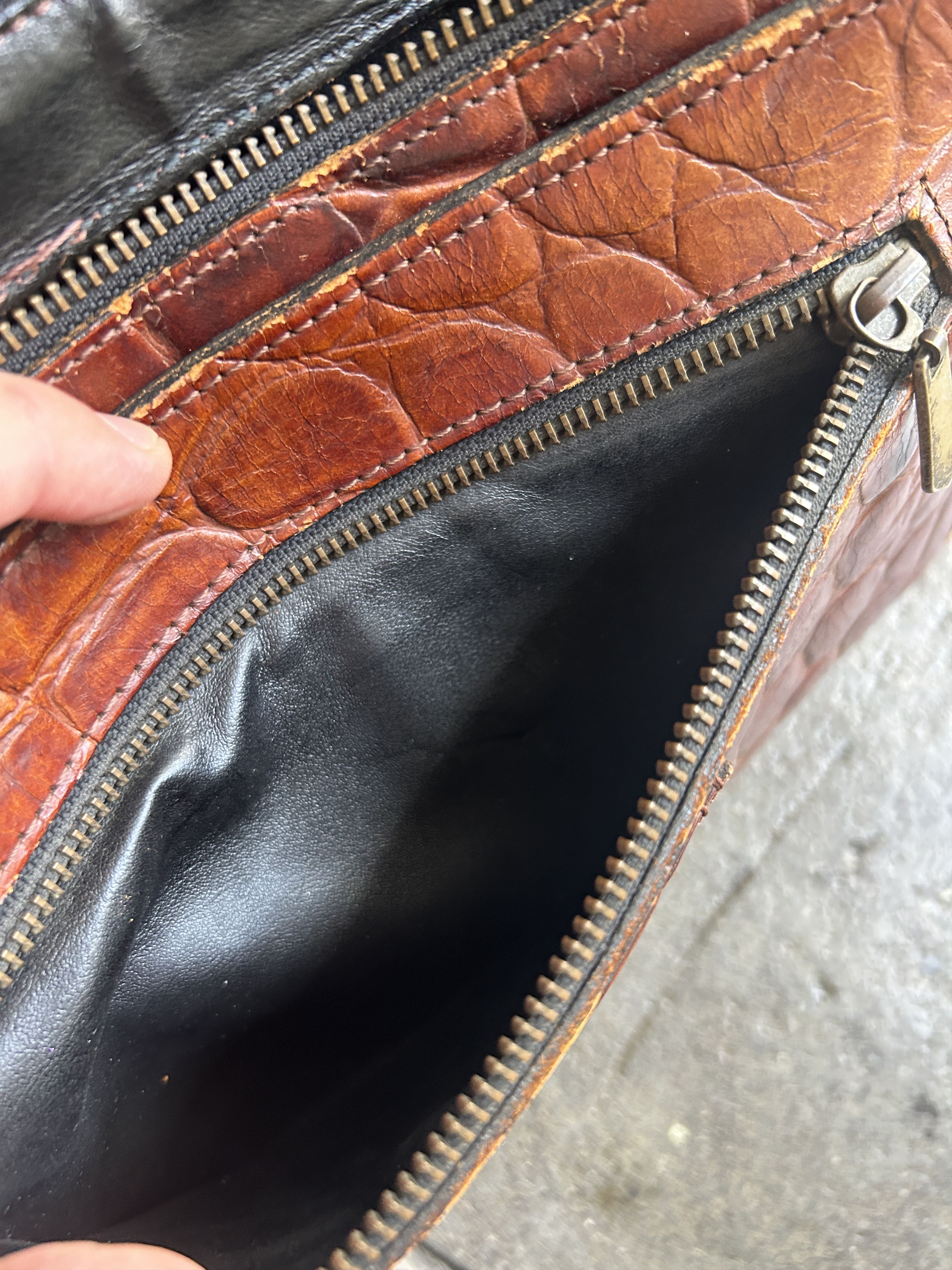 Jean Paul Gaultier Vintage JPG Alligator Embossed Leather Clutch Size ONE SIZE - 2 Thumbnail