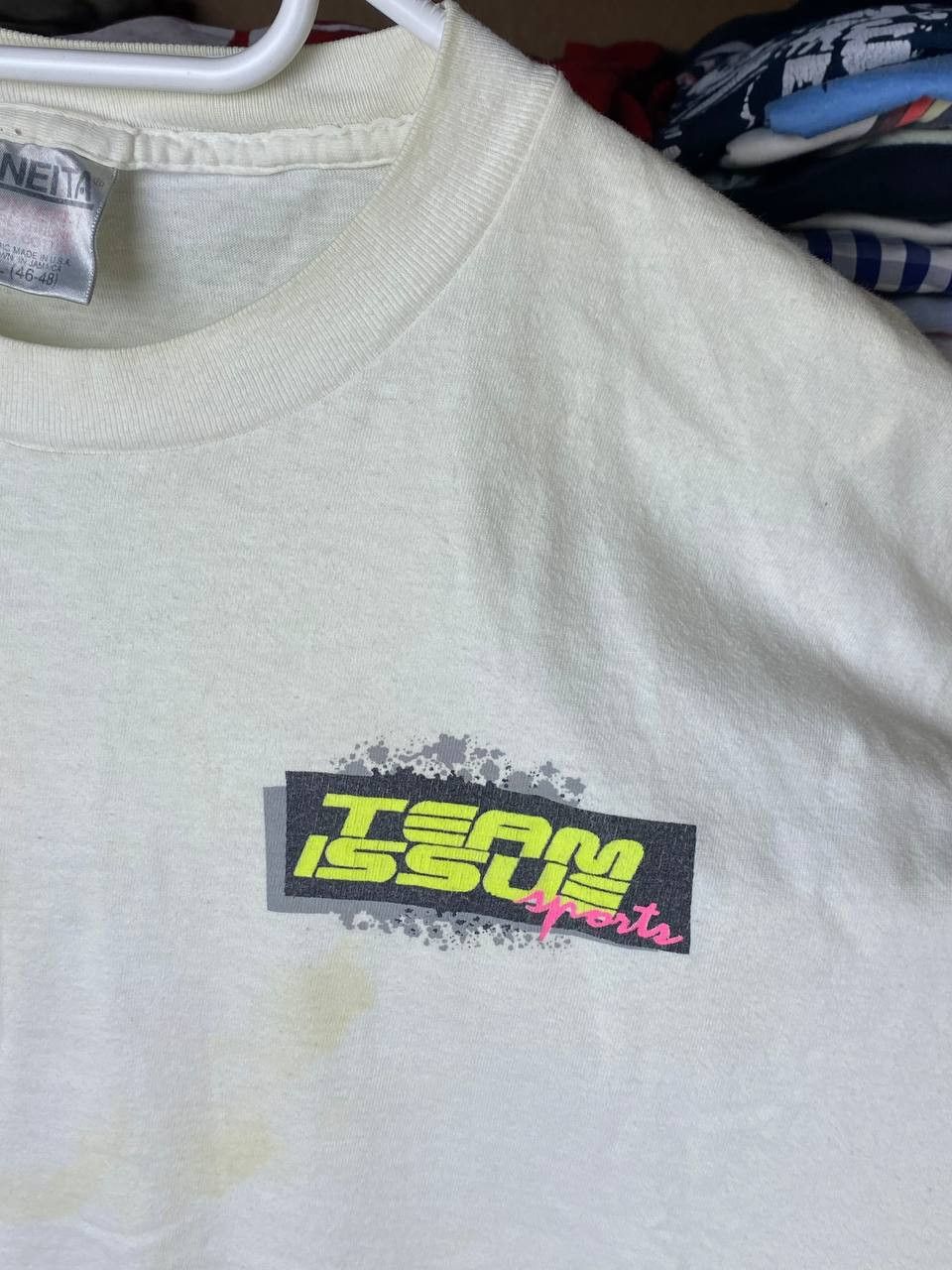 Vintage Vintage Team Issue 1992 "Hi Mom!" 90s Graphic Tee Size US XL / EU 56 / 4 - 9 Thumbnail