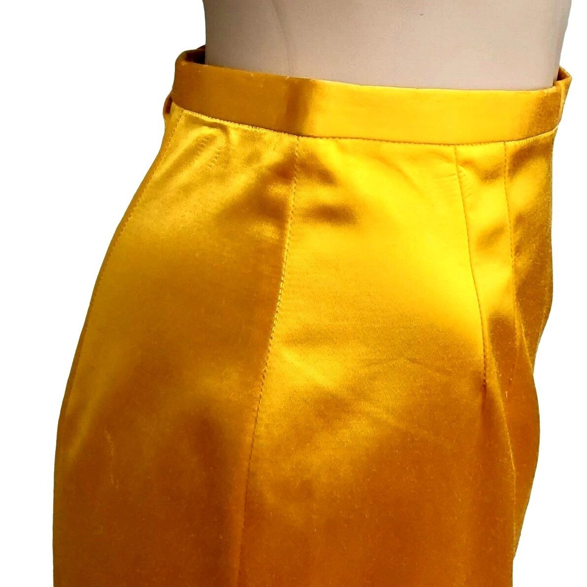Vintage Vintage Yellow Yellow Satin Wiggle Pencil Skirt Size S 50s M Size 27" / US 4 / IT 40 - 5 Thumbnail