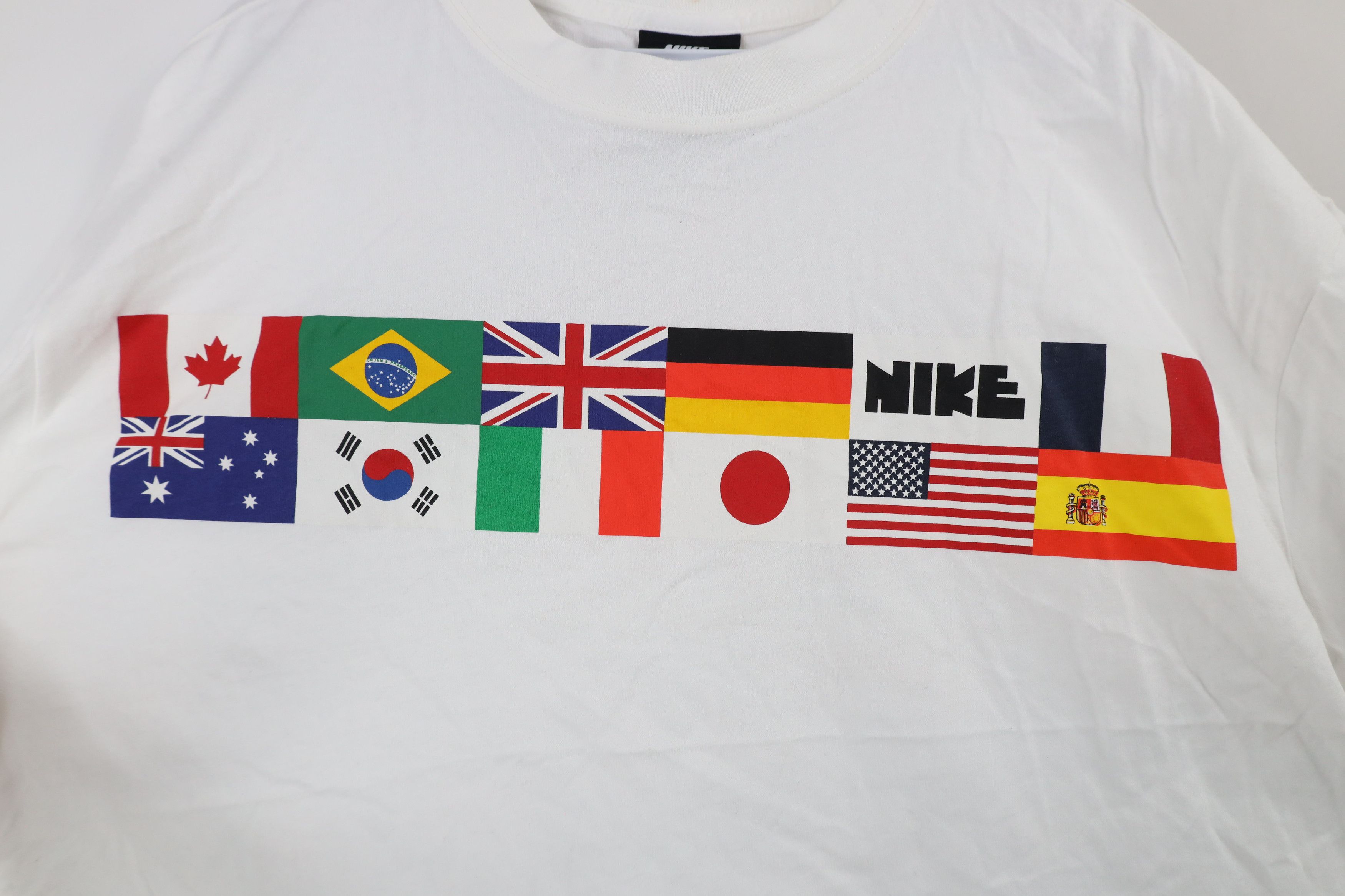 Nike × Vintage Nike Sportswear World Flags Cropped Short Sleeve T-Shirt Size XL / US 12-14 / IT 48-50 - 5 Thumbnail