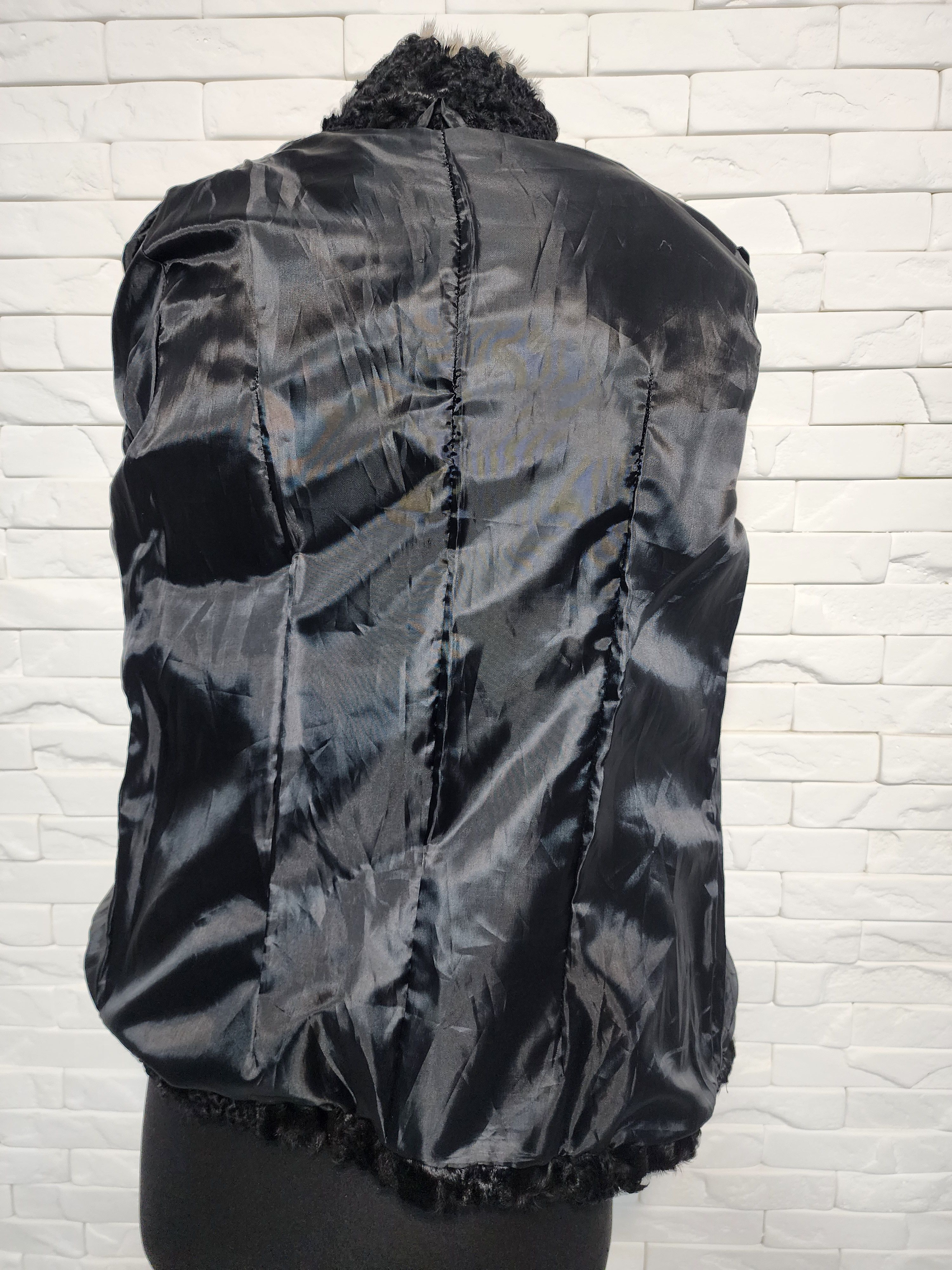 Designer Black Sheep Fur Coat Size M / US 6-8 / IT 42-44 - 7 Thumbnail