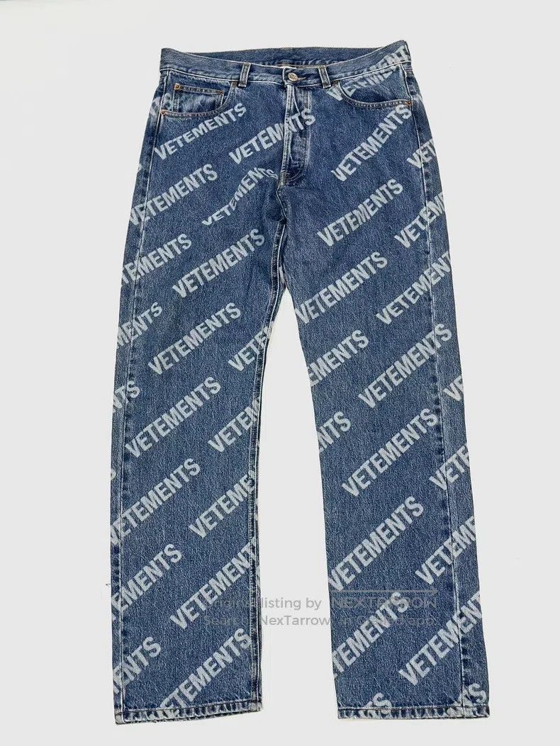 Vetements Vetements size L Logo All-Over Straight-Leg Jeans Size US 27 - 1 Thumbnail