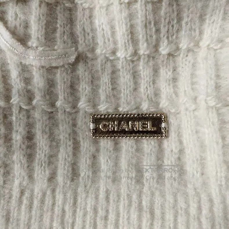 Chanel Chanel Beige Floral Embroidered Knit Sweater. Size US S / EU 44-46 / 1 - 5 Thumbnail