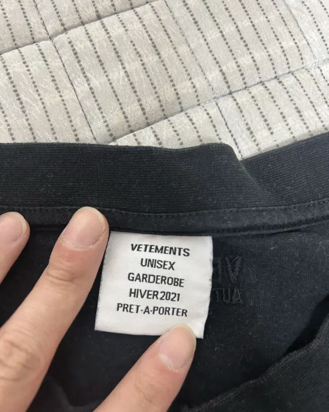 Vetements Vetements Polizei T-Shirts Size US XL / EU 56 / 4 - 4 Thumbnail