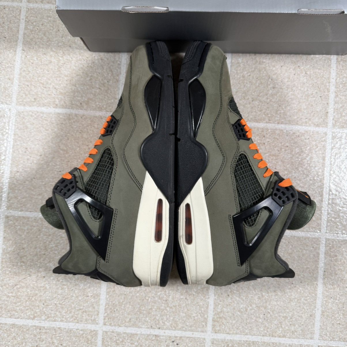 Jordan Brand Size 11.5 - Men's Undefeated x Air Jordan 4 Retro 2025 Size US 11.5 / EU 44-45 - 8 Thumbnail