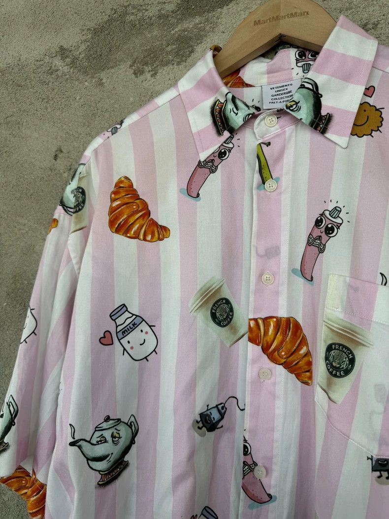 Vetements Vetements Cartoon striped short sleeve shirt 2502-Nextarrow Size US M / EU 48-50 / 2 - 4 Thumbnail