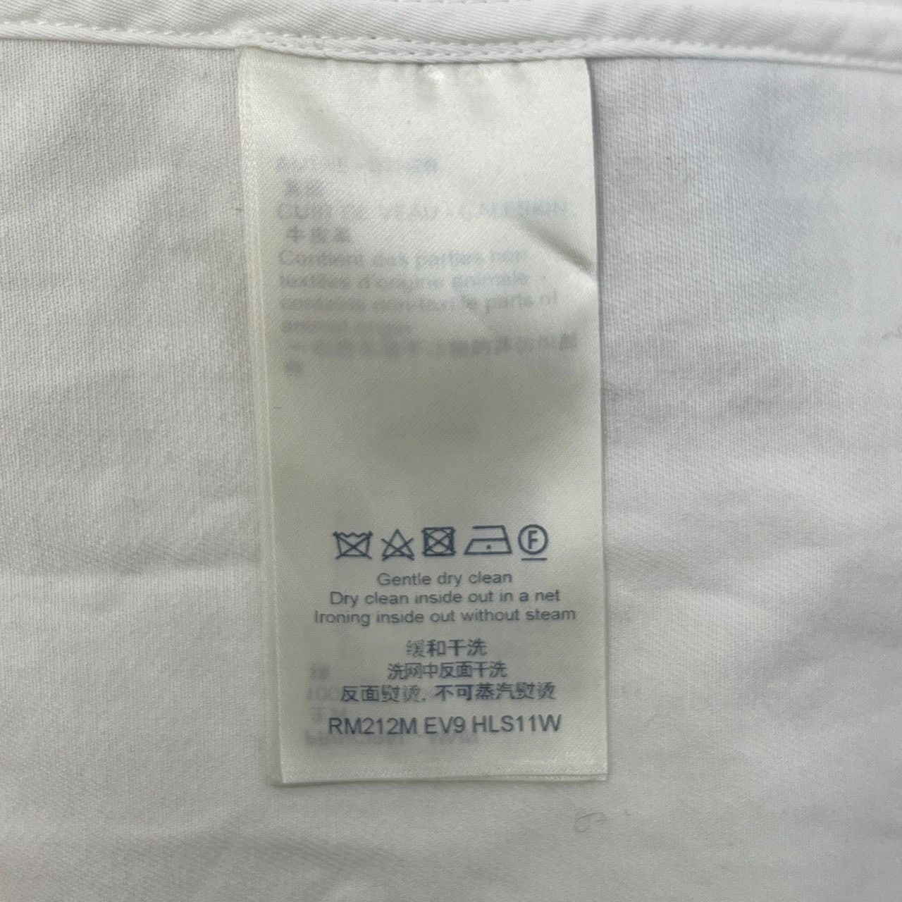 Louis Vuitton Louis Vuitton White NBA leather color logo short sleeve shi Size US XL / EU 56 / 4 - 6 Thumbnail
