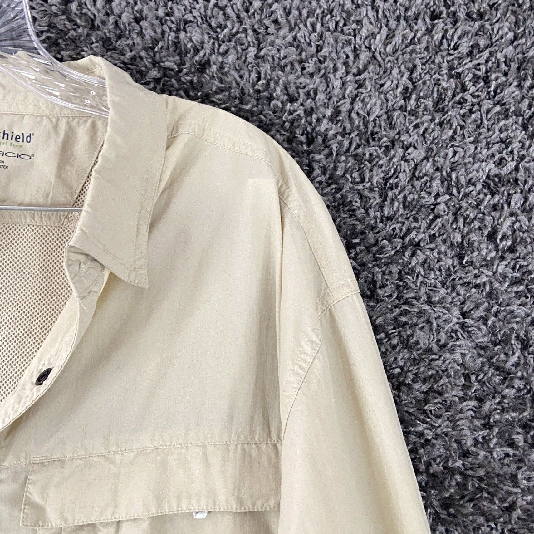 ExOfficio VINTAGE ExOfficio Inset Shield Men’s XL Beige Button-Up Long Sleeve Shirt Adult XL Beige Shirt Mens Size US XL / EU 56 / 4 - 4 Thumbnail