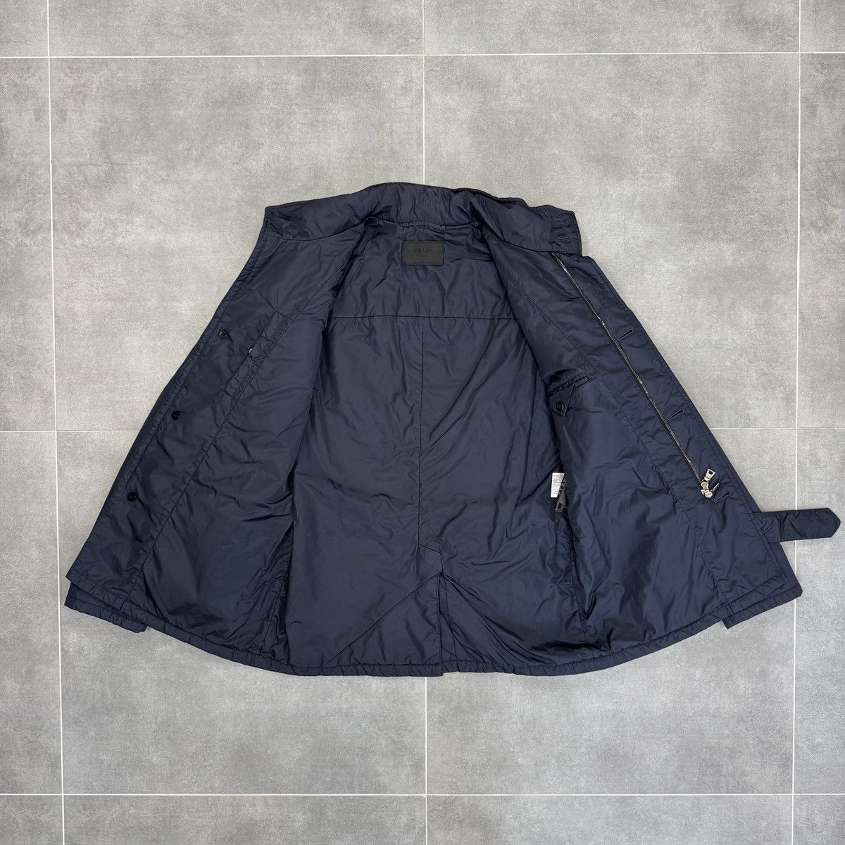 Prada Rare Prada Milano Nylon Navy Blue Jacket Size 50 Size US M / EU 48-50 / 2 - 12 Thumbnail