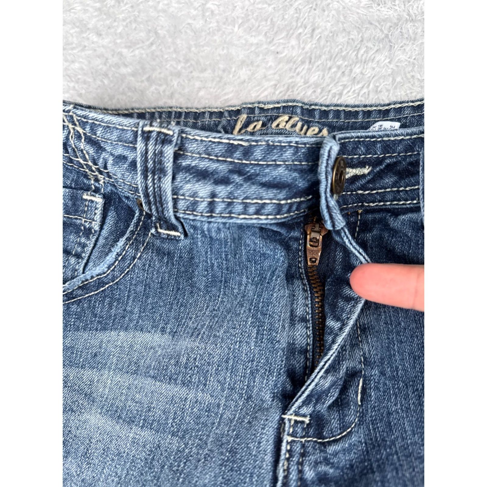 Vintage L.A. Blues Jeans Womens 8P Blue Denim Bootcut Mid Rise Distressed 27x28 Size 30" / US 8 / IT 44 - 5 Thumbnail